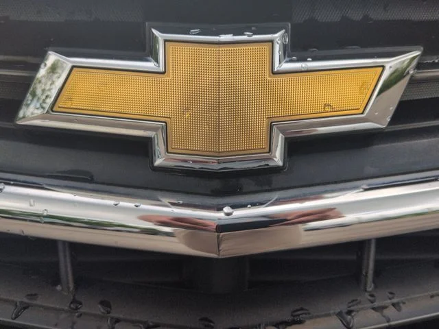 Used 2019 White Chevrolet LT image 32
