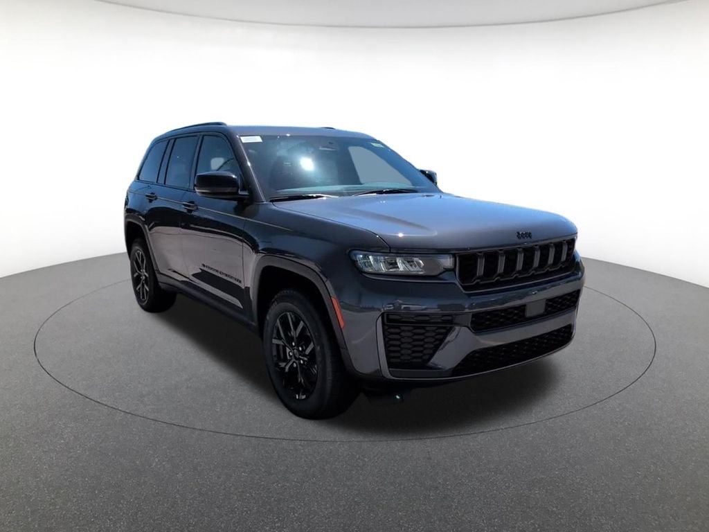 New 2026 Baltic Gray Metallic Clear-Coat Exterior Paint Jeep Altitude image 4