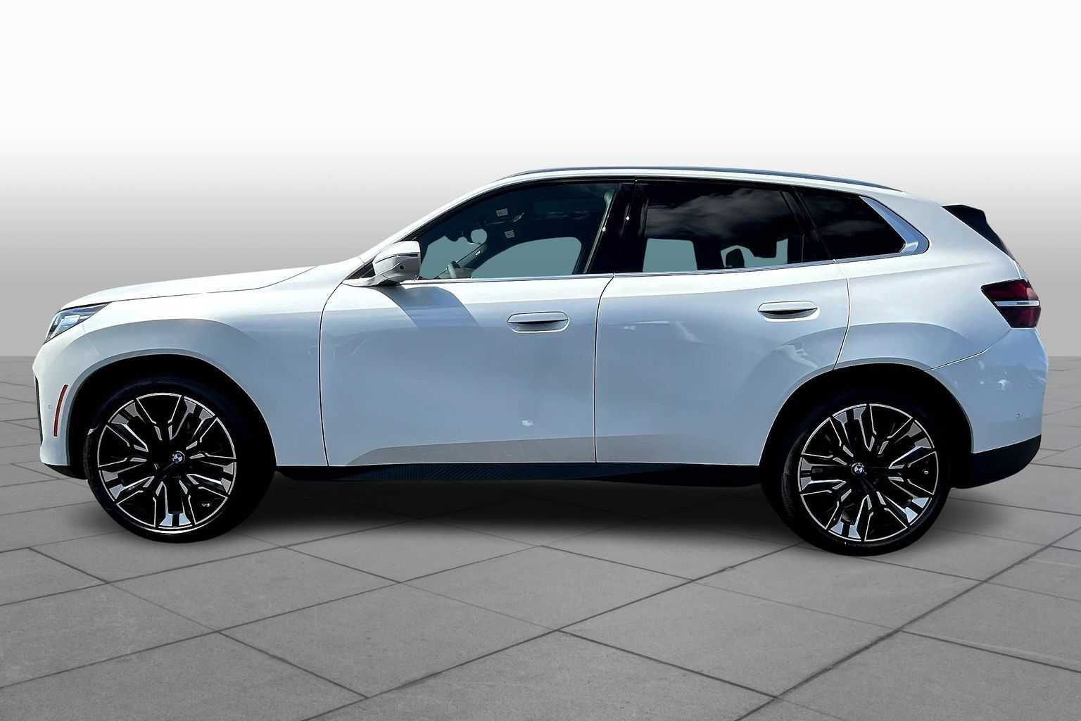 New 2026 Mineral White Metallic BMW 30 xDrive image 13