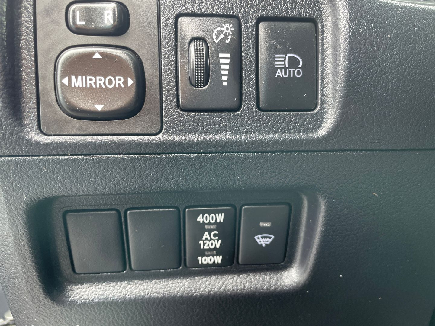 Certified Used 2024  Toyota SR5 Premium image 13