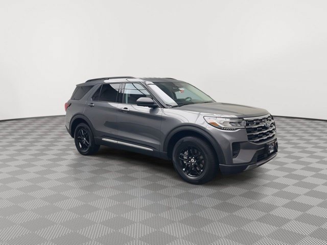 Used 2025 Carbonized Gray Ford Active image 35
