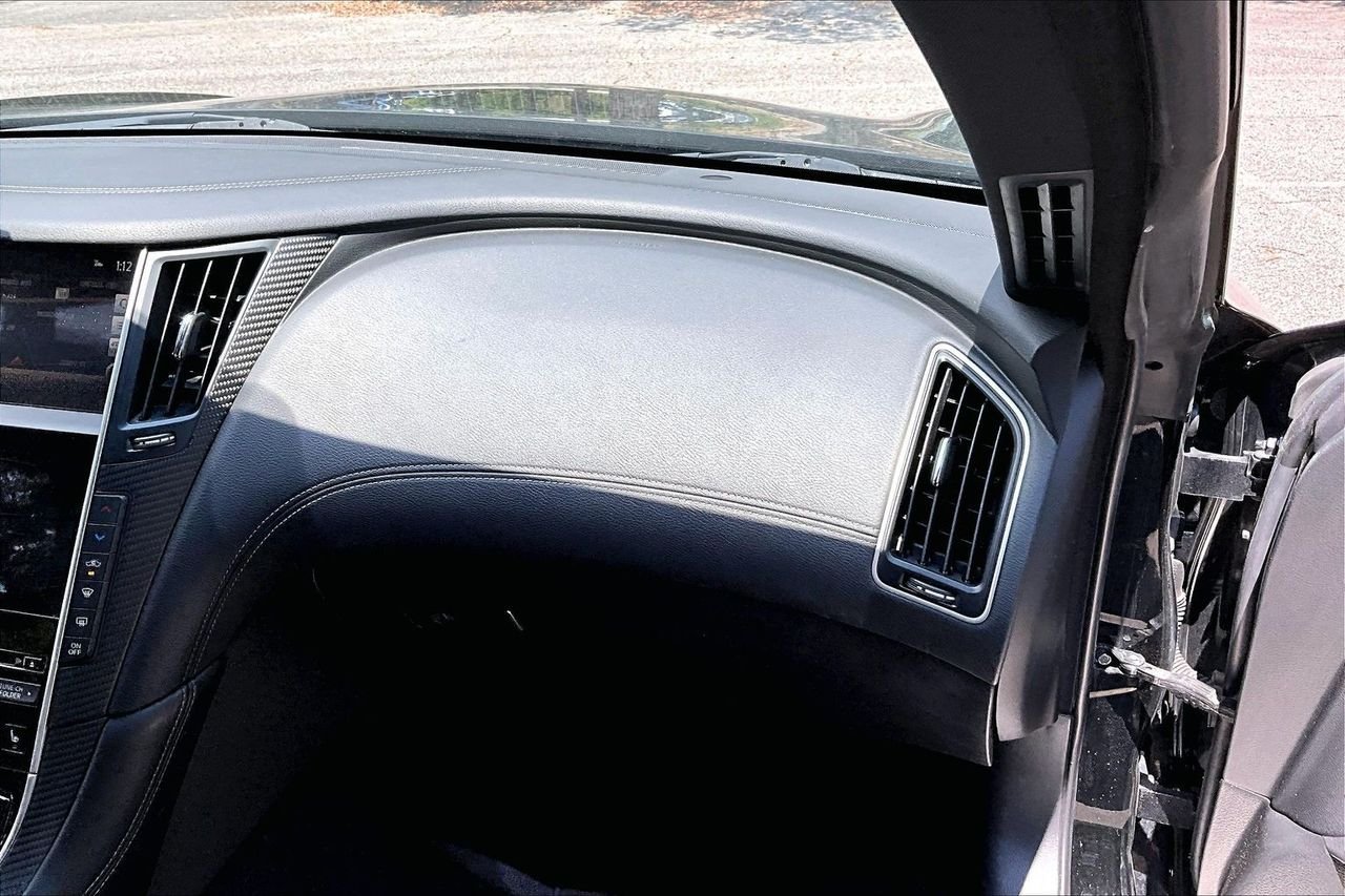 Used 2019 Black INFINITI 3.0t LUXE image 20