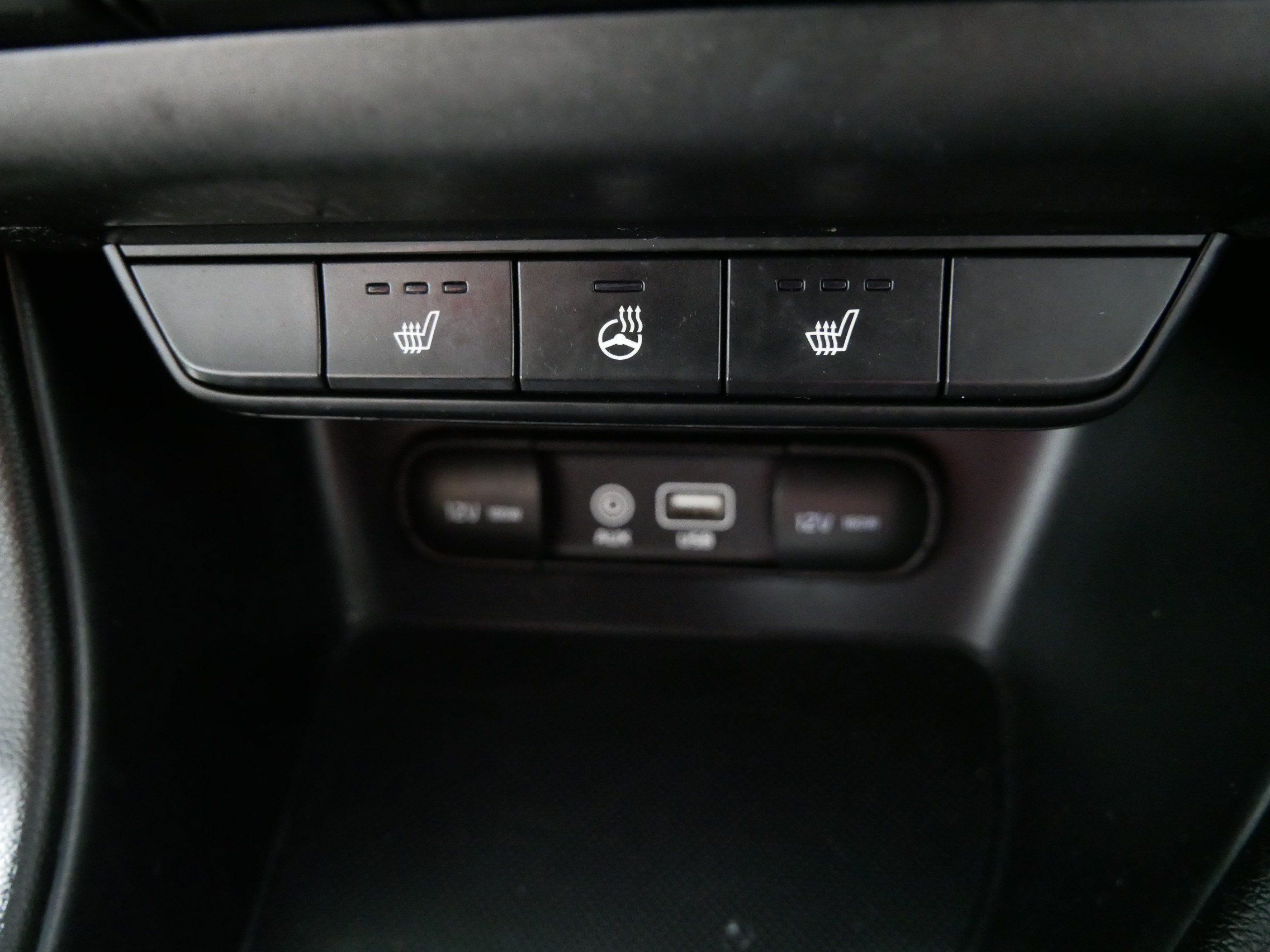 Used 2017 Sparkling Silver Kia EX image 30