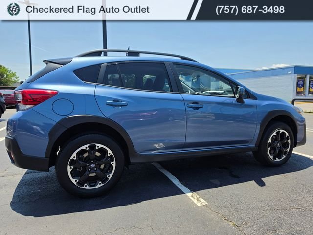 Used 2021 Horizon Blue Pearl Subaru Premium image 8