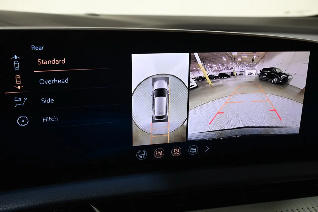 2026 Cadillac OPTIQ Premium Luxury - Photo 30