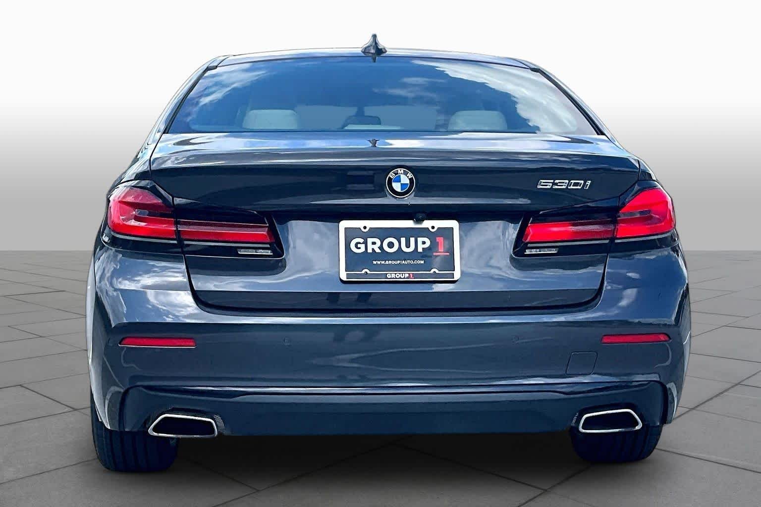 Used 2023 Dark Graphite Metallic BMW 530i image 5