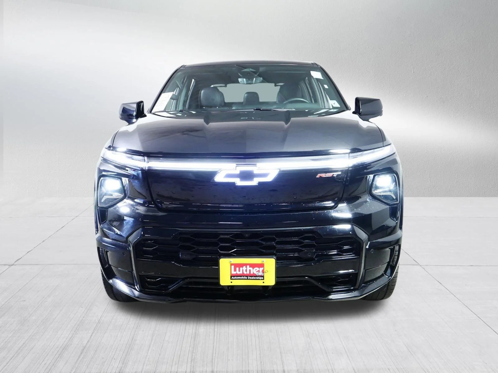 Used 2024 Chevrolet Silverado EV RST with VIN 1GC40ZEL1RU300323 for sale in Brooklyn Center, Minnesota