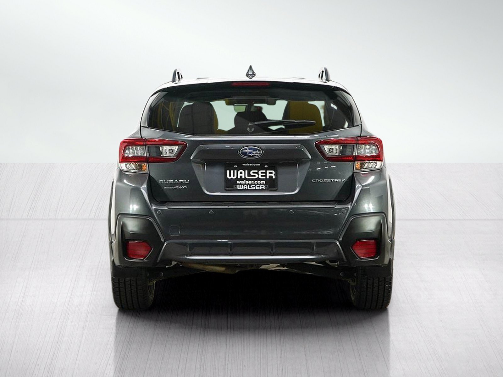 Used 2020 Magnetite Gray Metallic Subaru Limited image 4