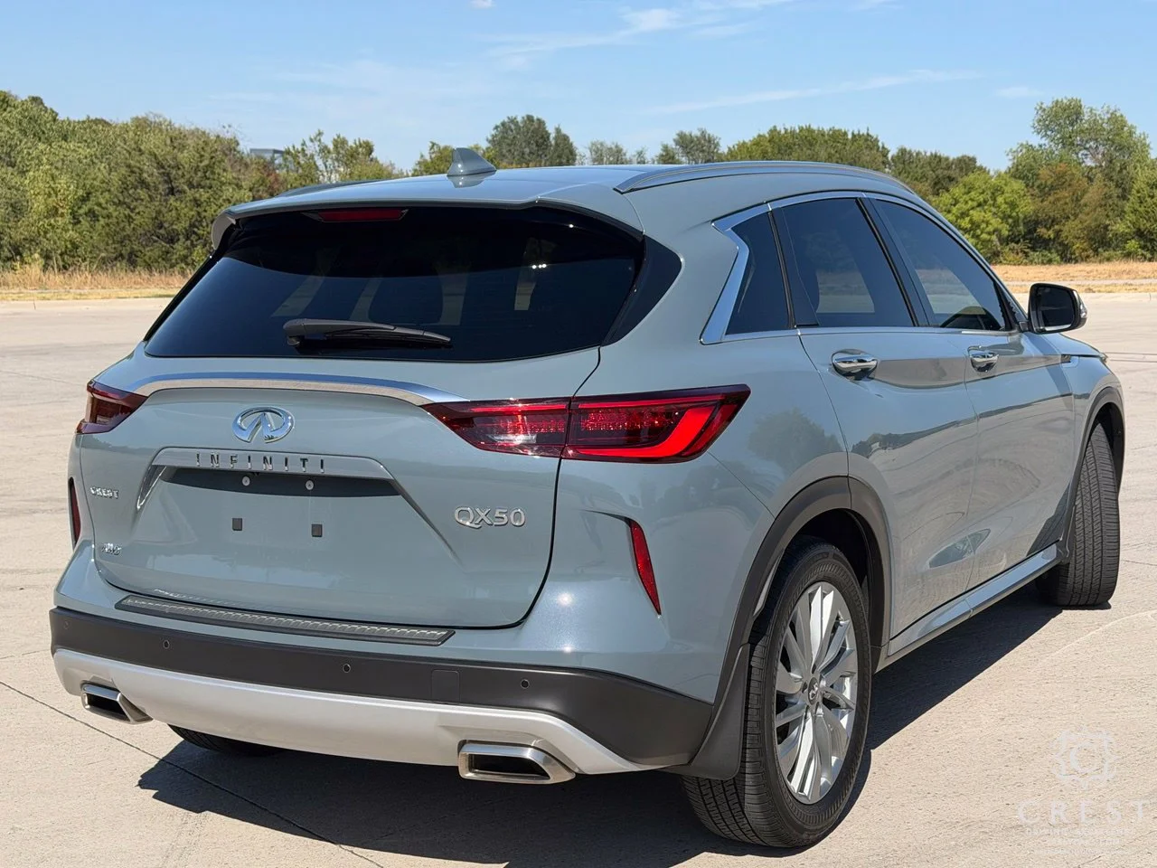 Used 2025 Slate Gray INFINITI LUXE image 9