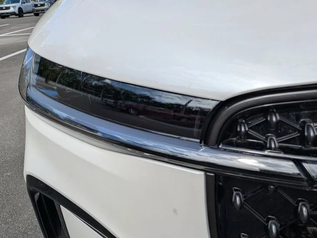 New 2026 White Lincoln Black Label image 10