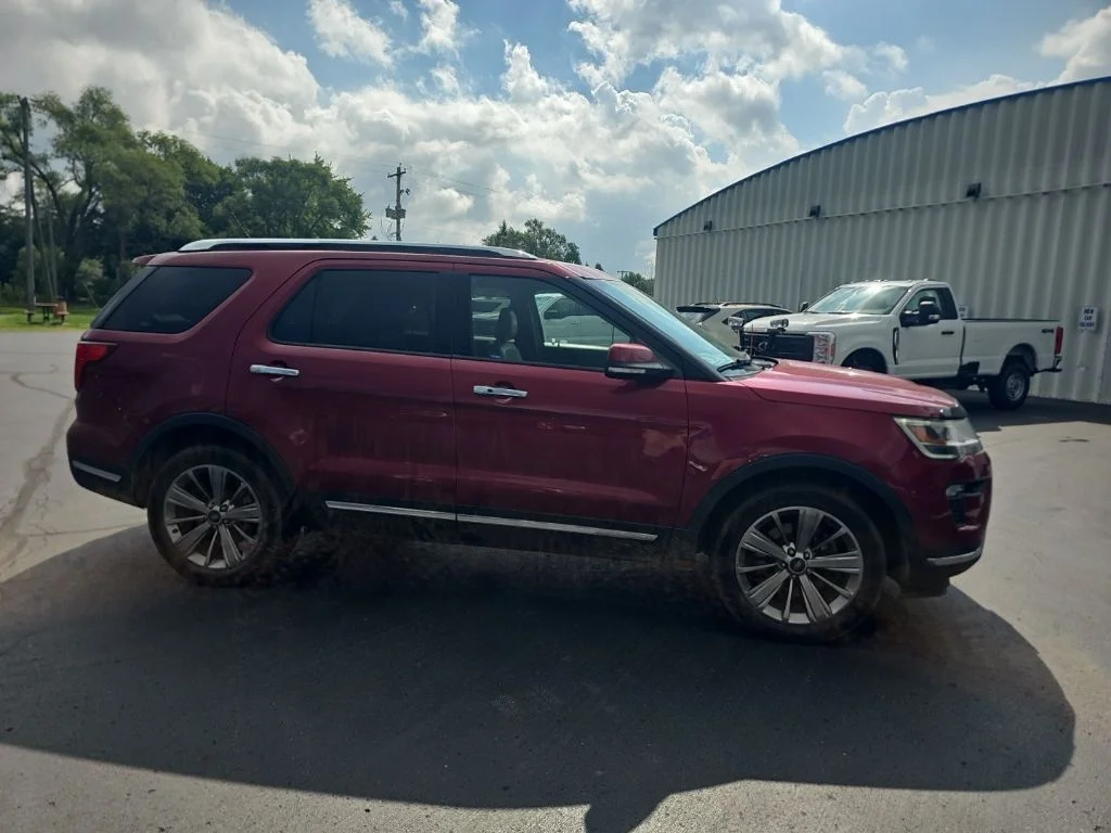 Used 2019 Red Ford Limited image 4