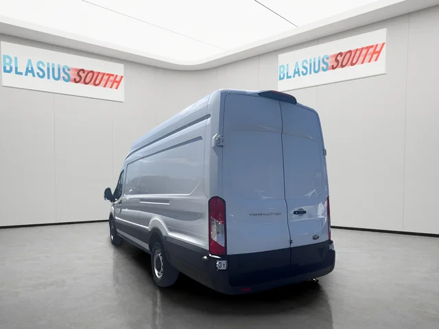 Used 2024 White Ford Base image 5