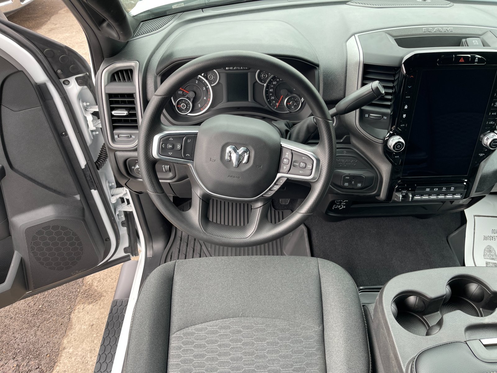 2026 RAM 2500 Tradesman - Photo 16