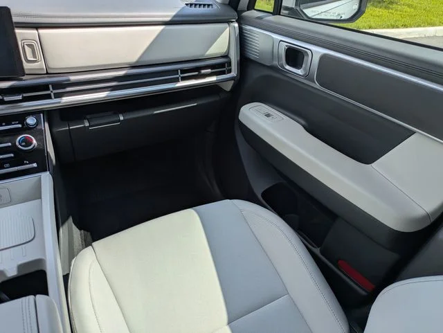 Certified Used 2024 White Hyundai SE image 16