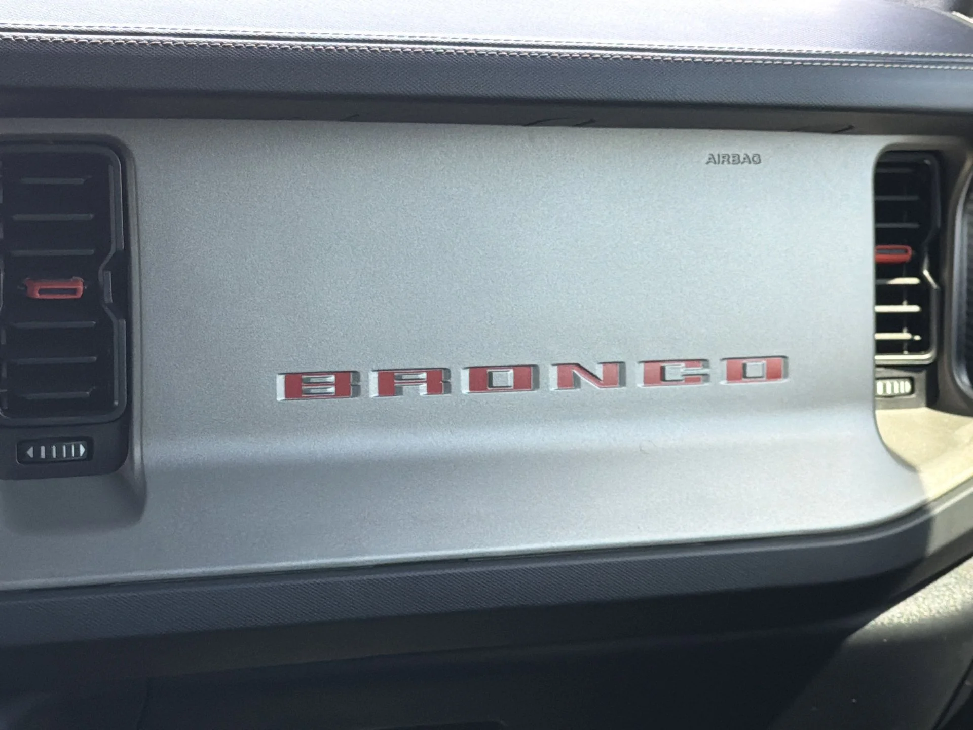 Used 2023 Iconic Silver Metallic Ford Raptor image 4