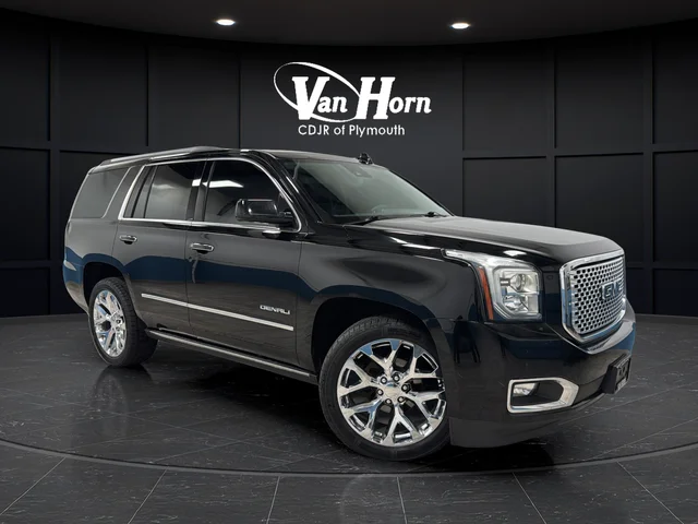 2017 GMC Yukon 4WD Denali's photo