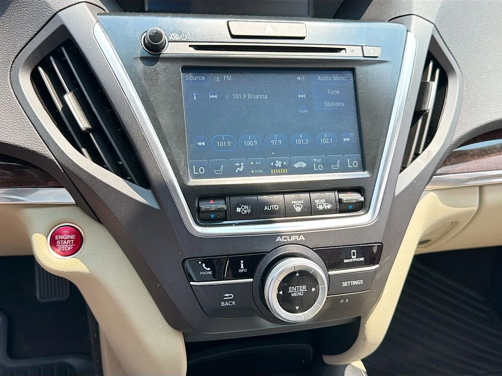Used 2020  Acura 3.5L image 16