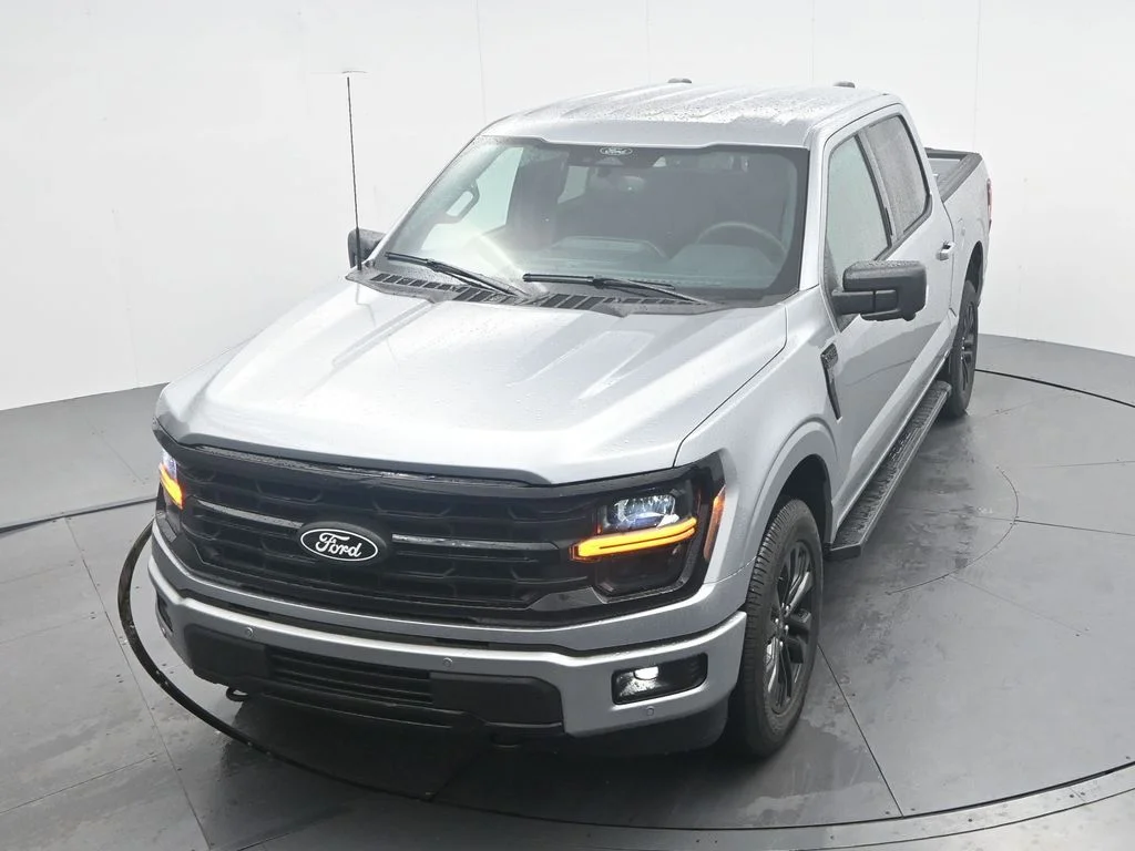 New 2026 Iconic Silver Metallic Ford XLT image 32
