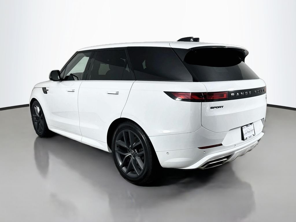 Certified Used 2023 White Land Rover SE Dynamic image 3