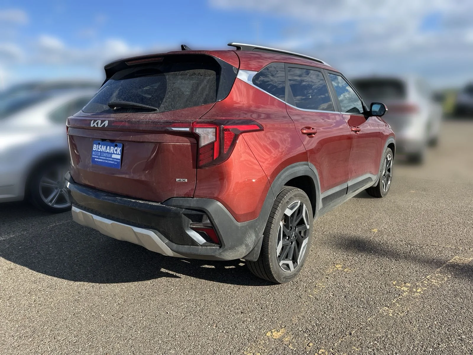 Used 2024 Orange Kia SX image 3