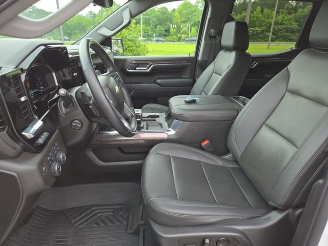 Used 2023 White Chevrolet LTZ image 18