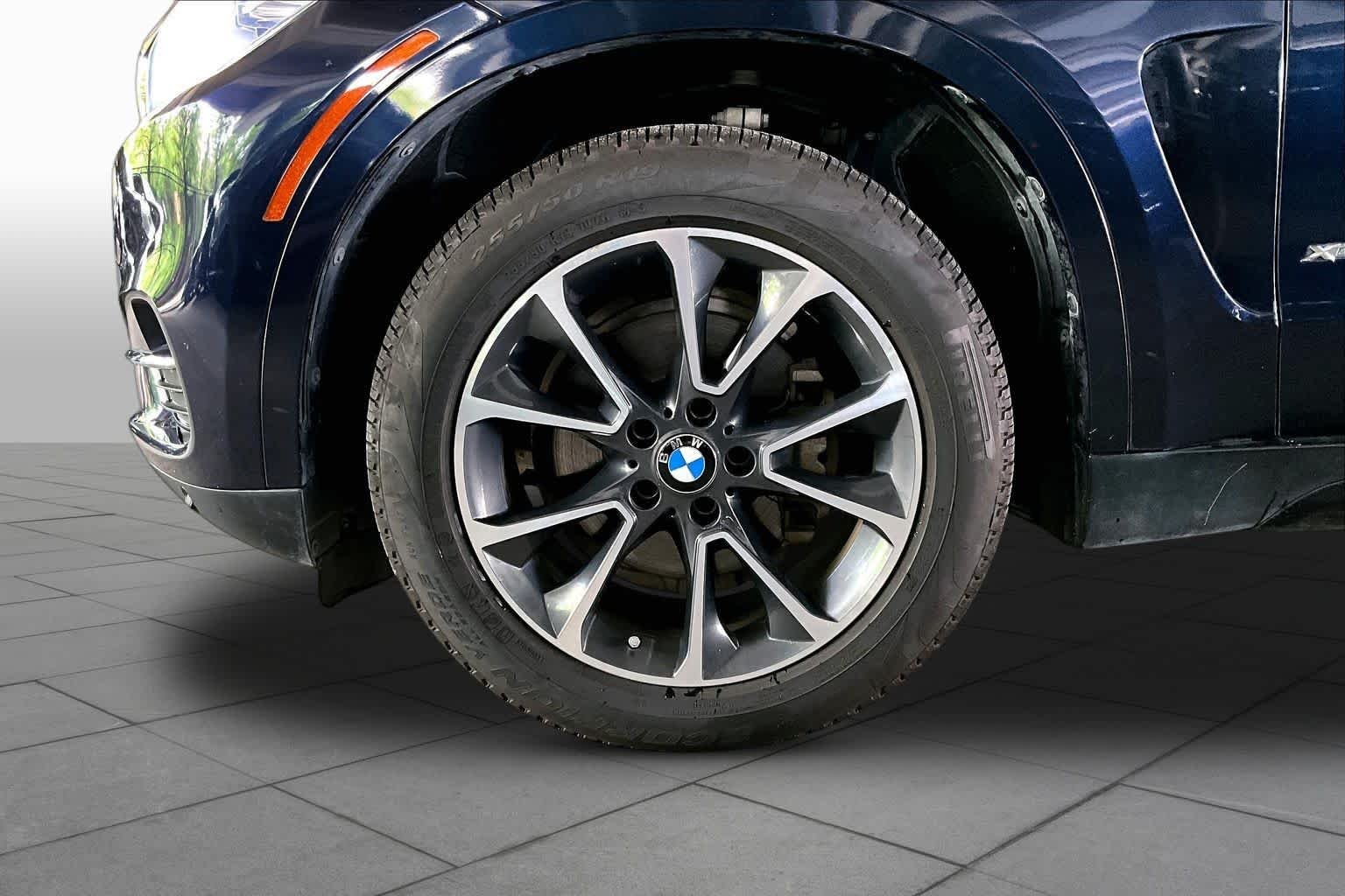 Used 2017 Imperial Blue Metallic BMW xDrive35i image 10
