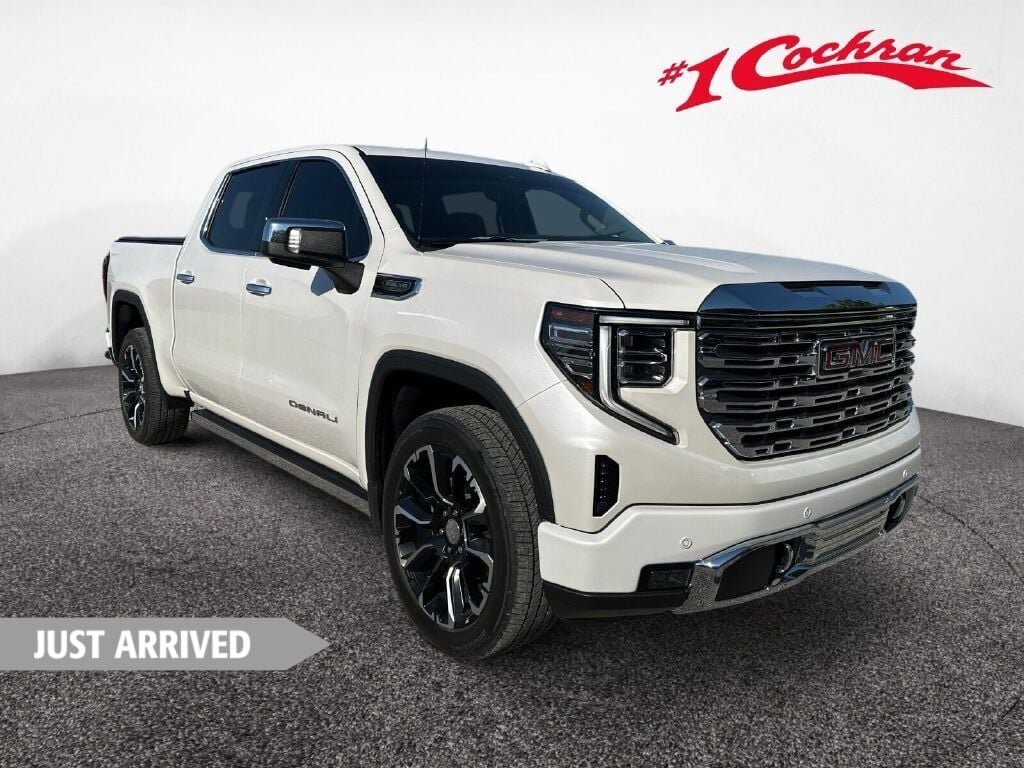 2024 GMC Sierra 4WD Crew Cab Short Box Denali's photo