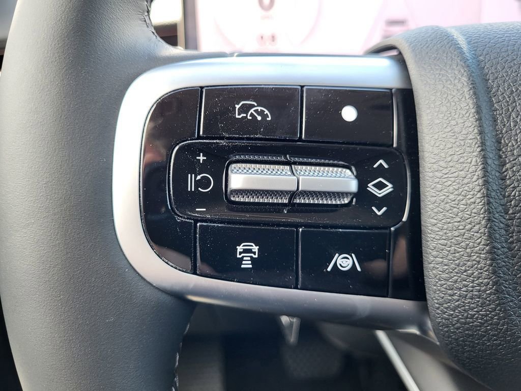 New 2026 Silver Genesis 2.5T SELECT image 16
