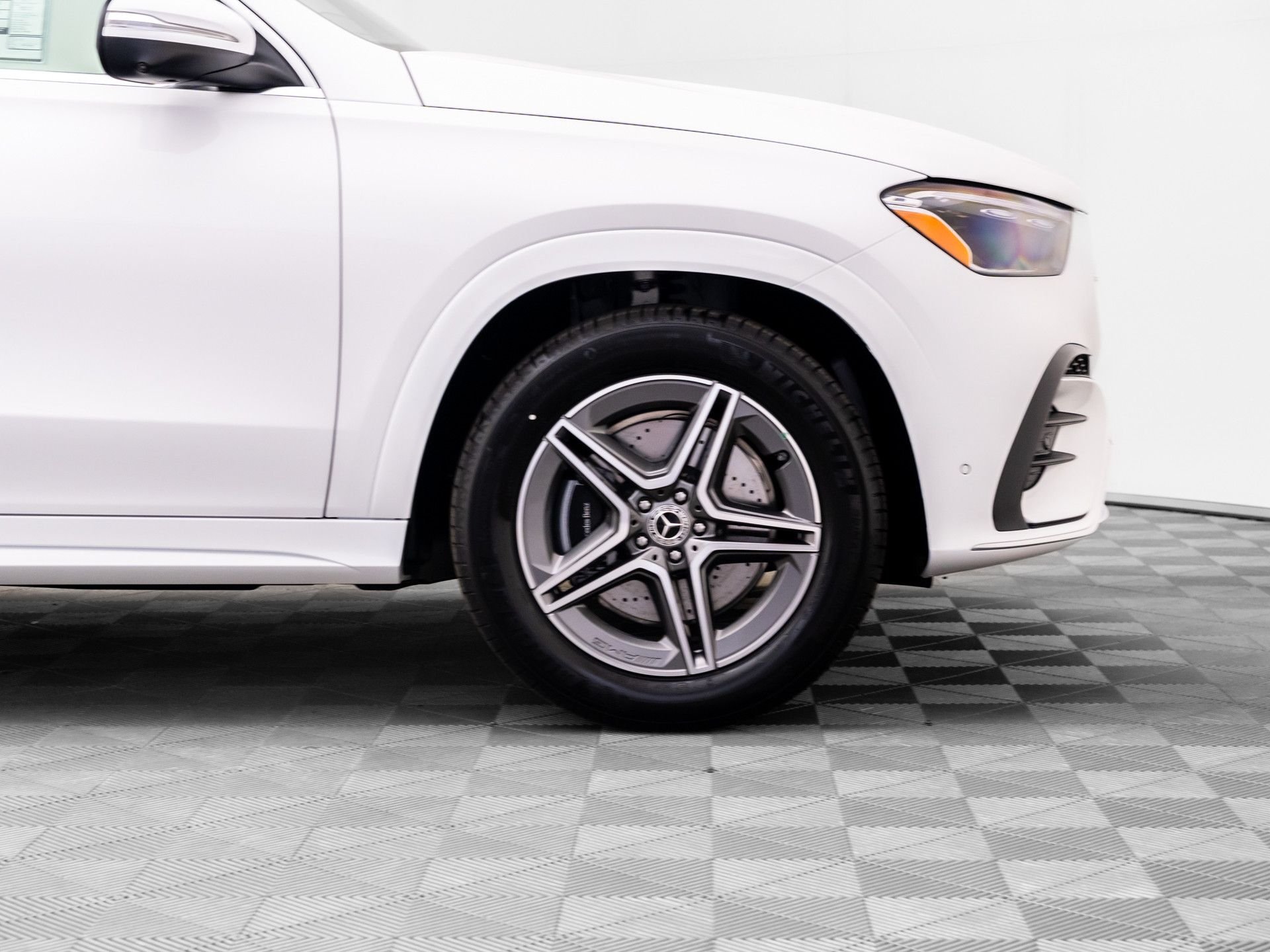 New 2026 Polar White Mercedes-Benz GLE 450 image 38