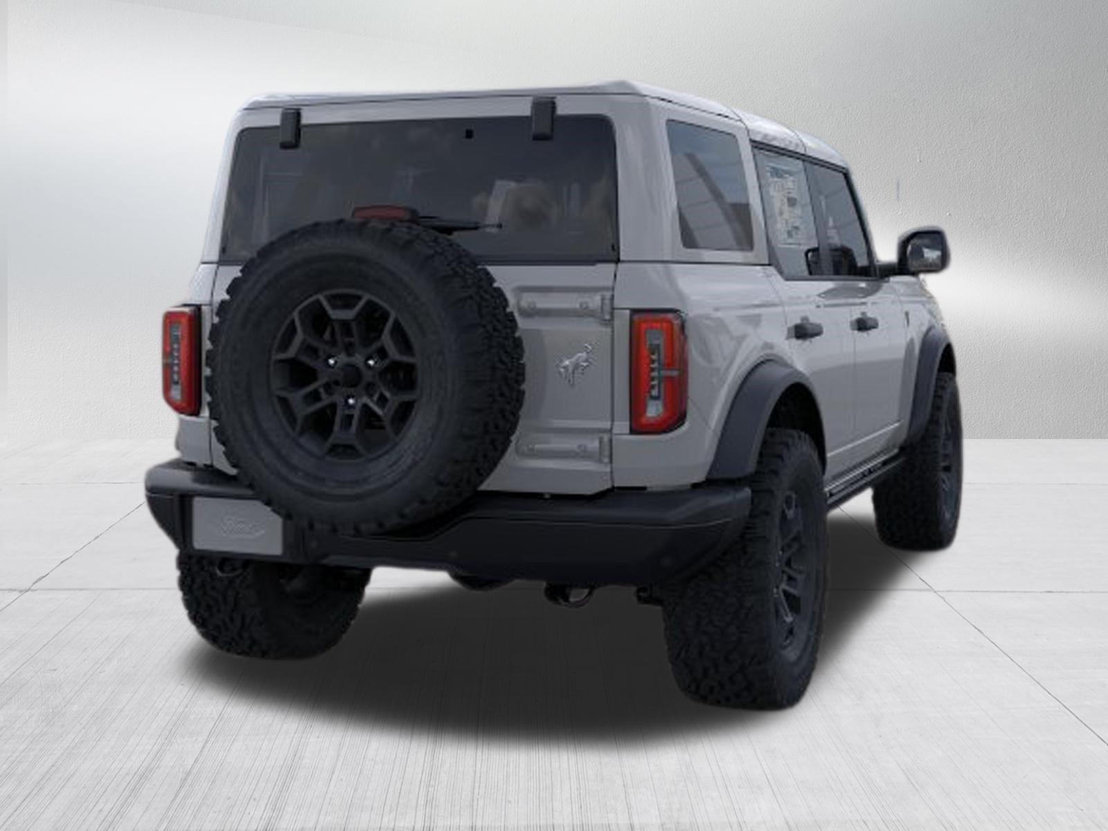 New 2026 Avalanche Gray Ford Badlands image 20