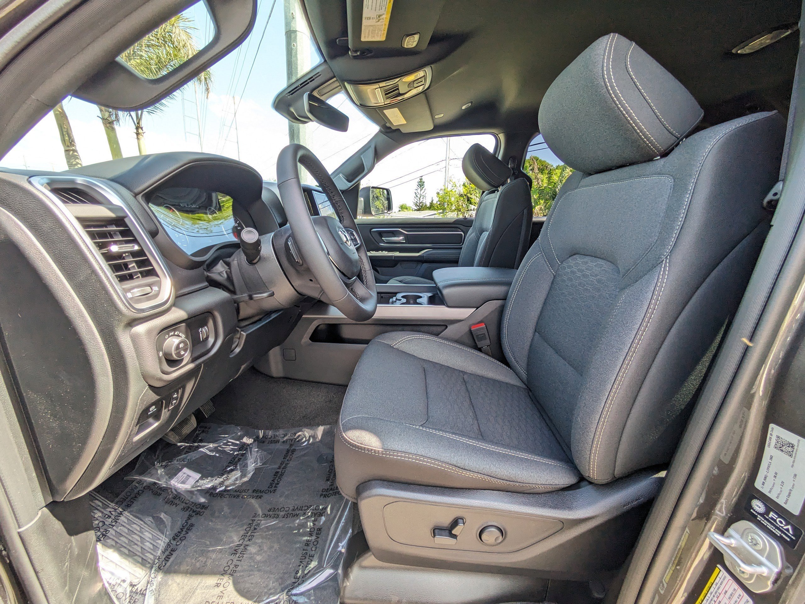 New 2026 Granite Crystal Metallic Clear-Coat Exterior Paint RAM Big Horn/Lone Star image 19