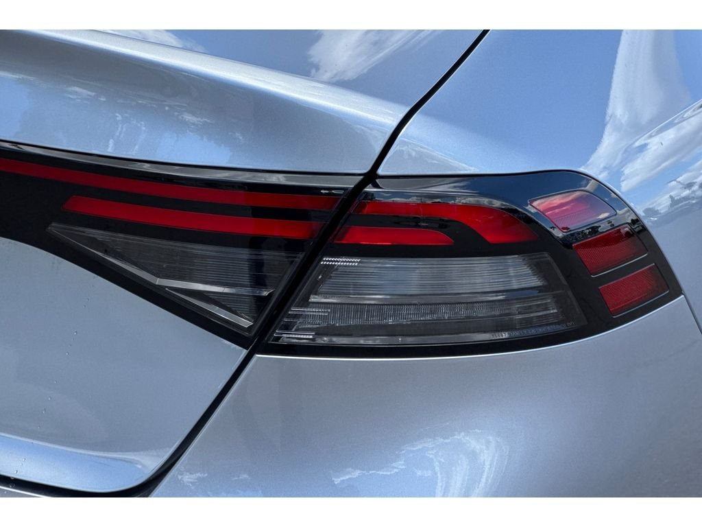 New 2026 Solar Silver Metallic Honda LX image 30