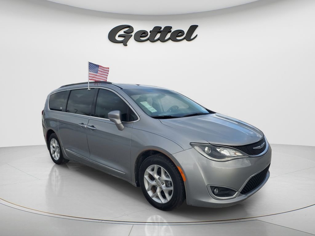Used 2017 Chrysler Pacifica Touring-L with VIN 2C4RC1BG7HR528361 for sale in Punta Gorda, FL