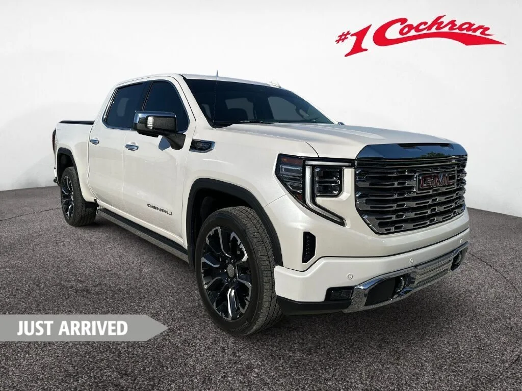 2024 GMC Sierra 4WD Crew Cab Short Box Denali's photo