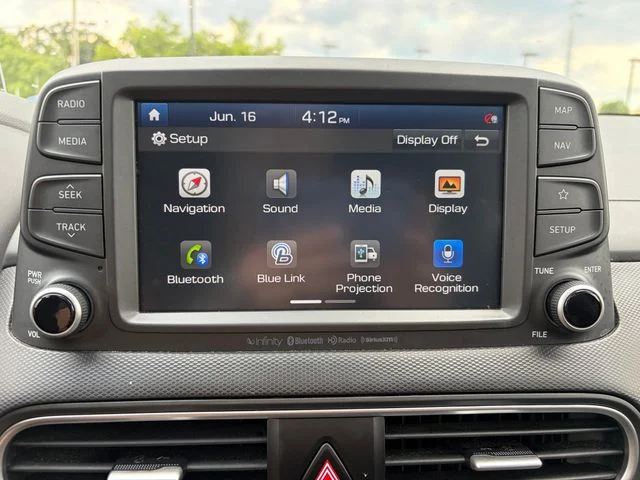 Used 2020 Gray Hyundai Ultimate image 10
