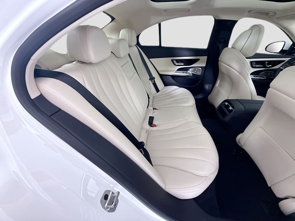 New 2026 Polar White Mercedes-Benz E 350 image 24