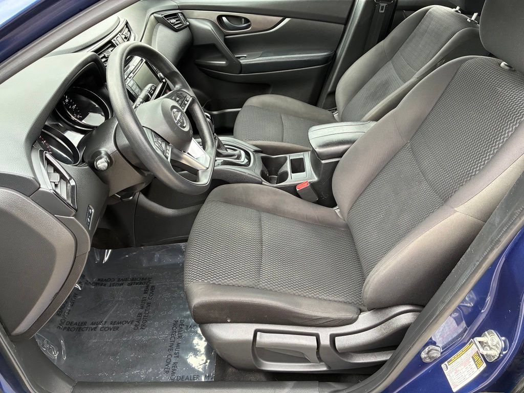 Used 2019 Blue Nissan S image 15