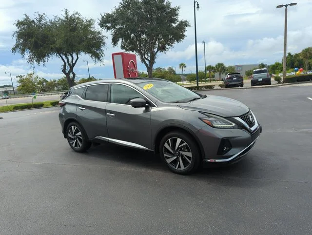 Used 2022 Gray Nissan SL image 1