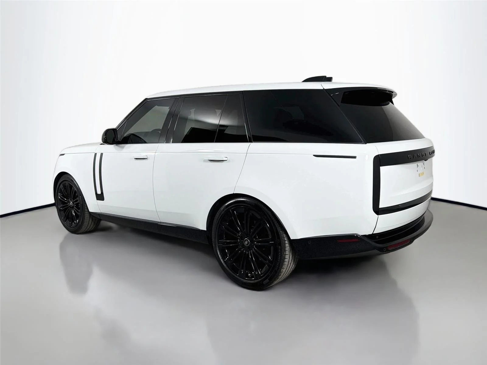 2025 Land Rover Range Rover SE - Photo 7