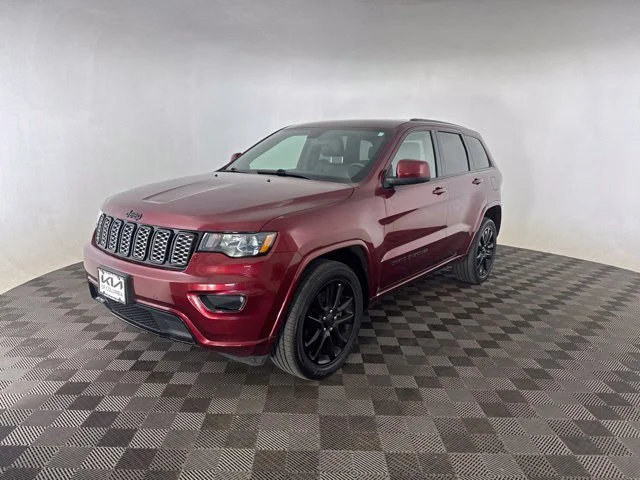 Used 2021 Red Jeep Laredo X image 6