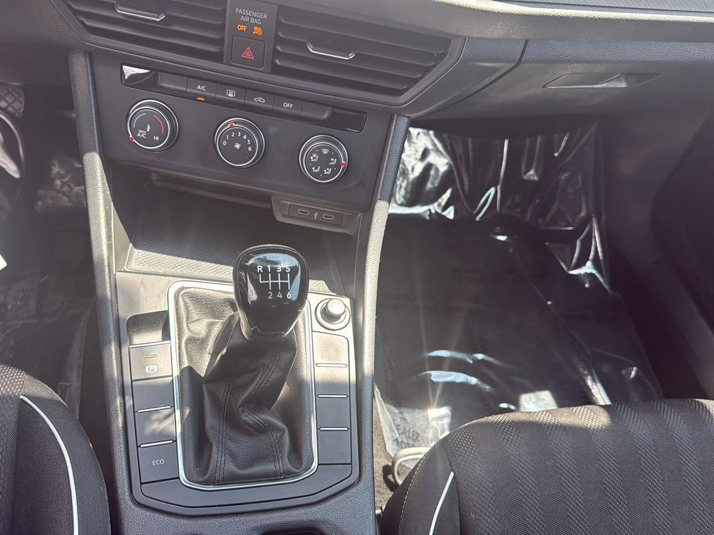 Certified Used 2022 Pure White Volkswagen Sport image 6