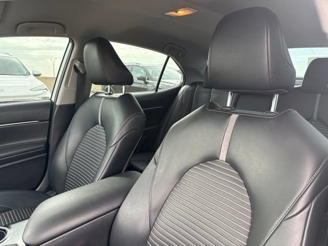 Used 2020 Celestial Silver Metallic Toyota SE image 13