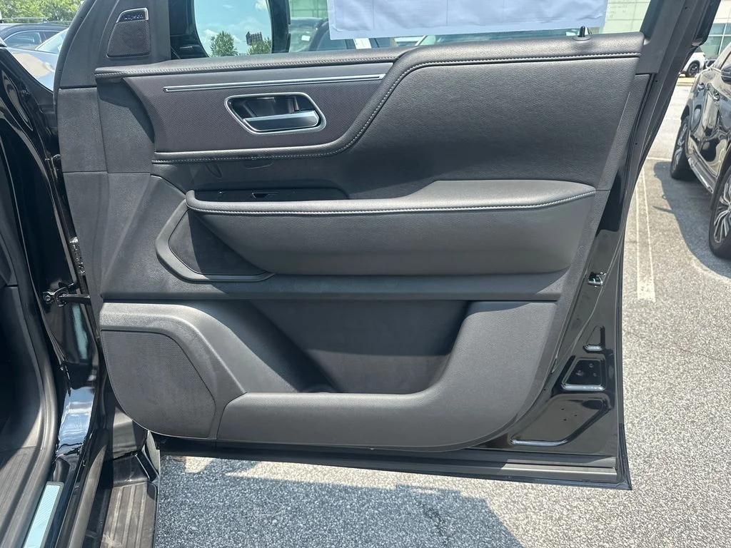 New 2027 BLACK OBSIDIAN INFINITI Pure 4WD image 12