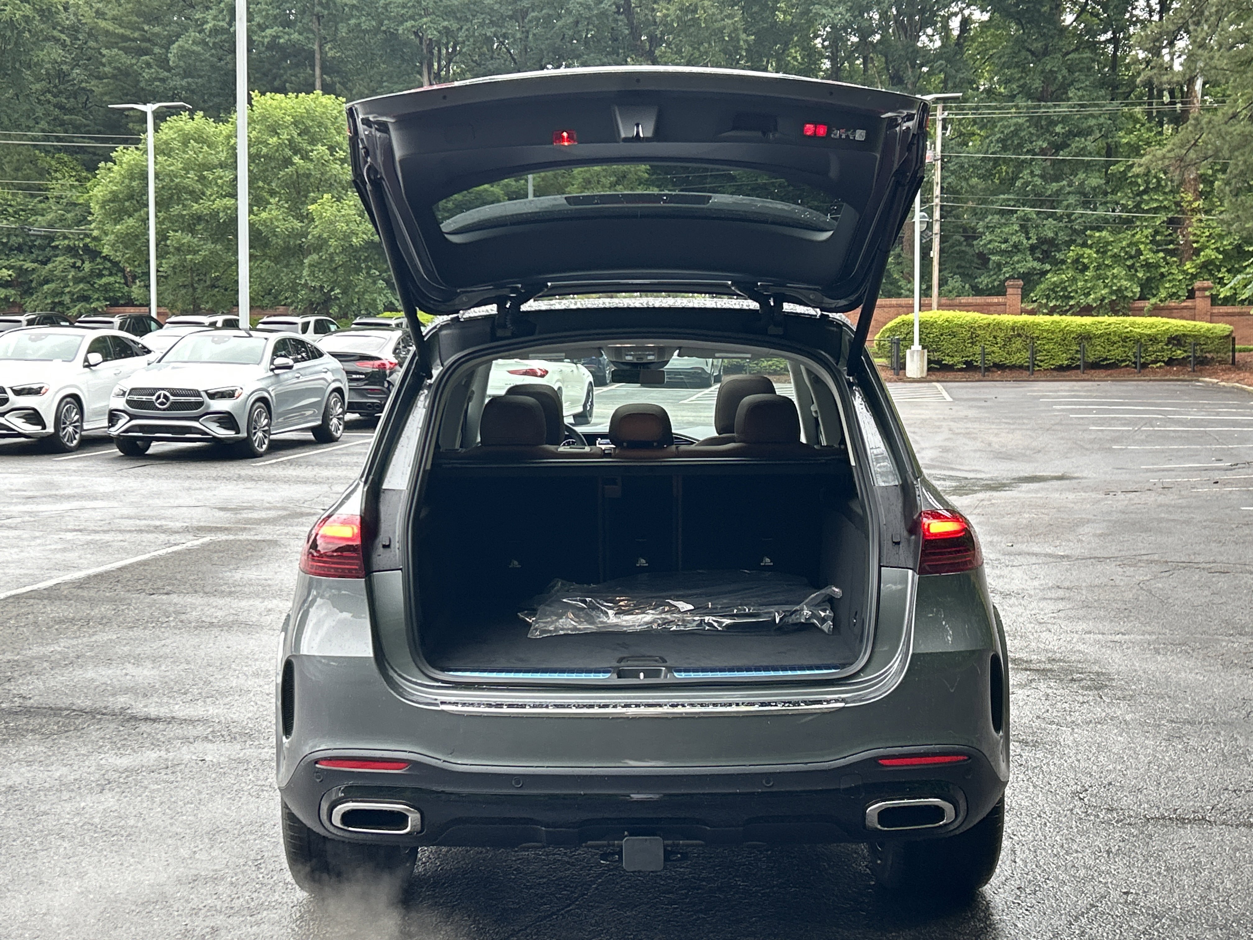 New 2026 Selenite Grey Metallic Mercedes-Benz GLE 350 4MATIC® SUV image 8