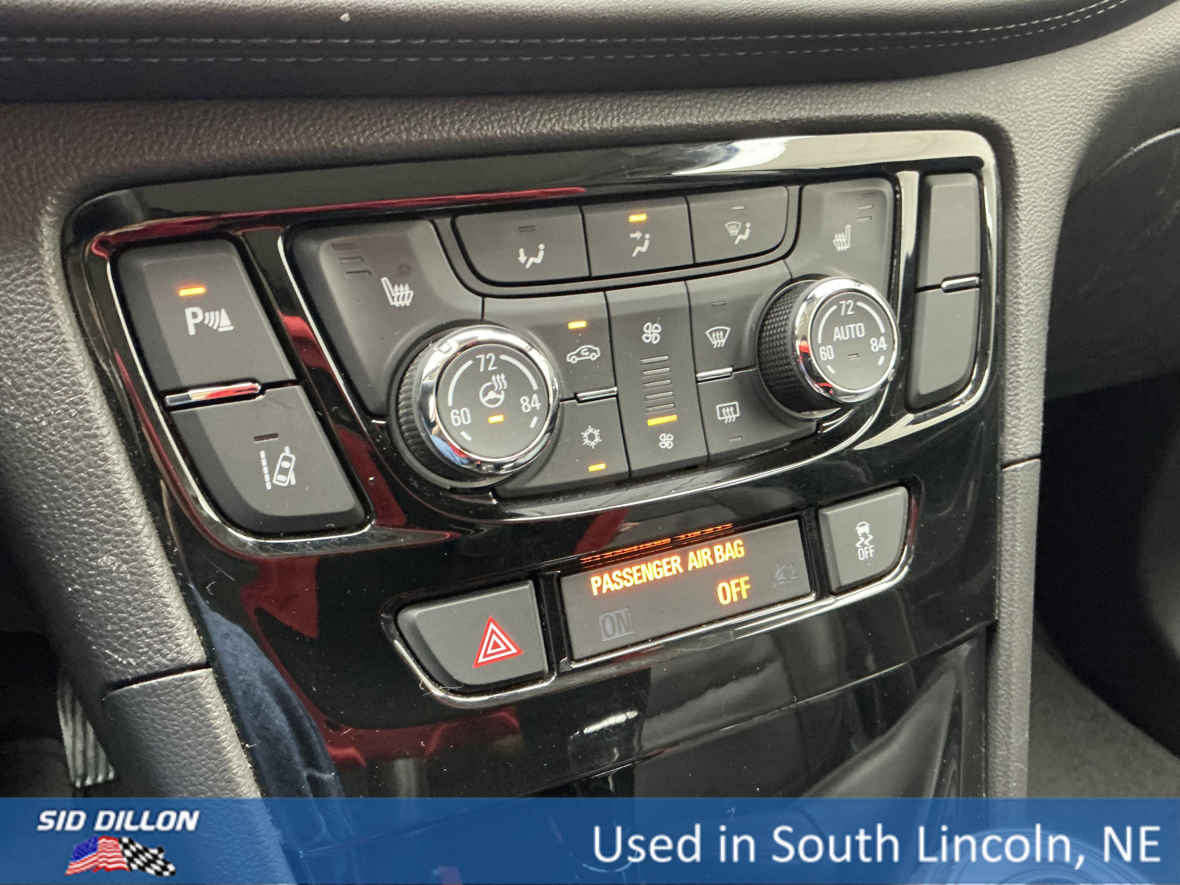 Used 2019 Winterberry Red Metallic Buick Essence image 12