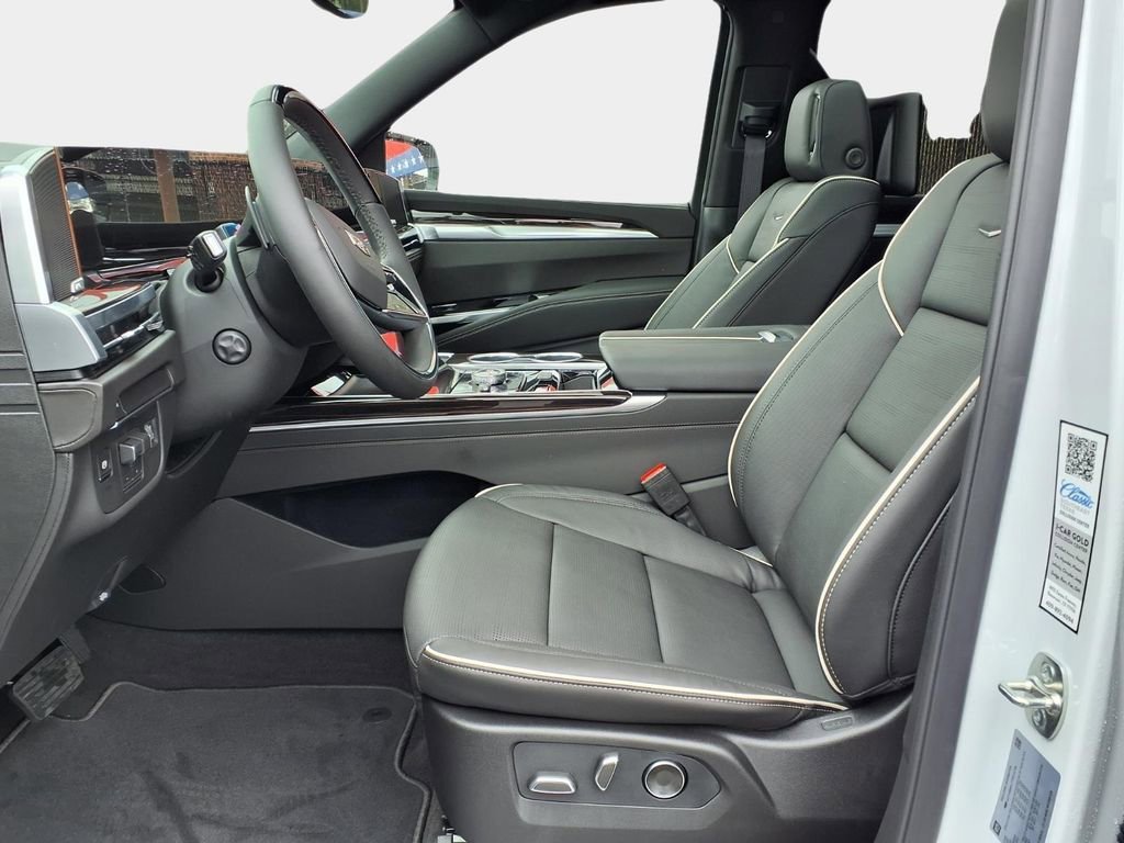 2026 Cadillac Escalade Luxury - Photo 12