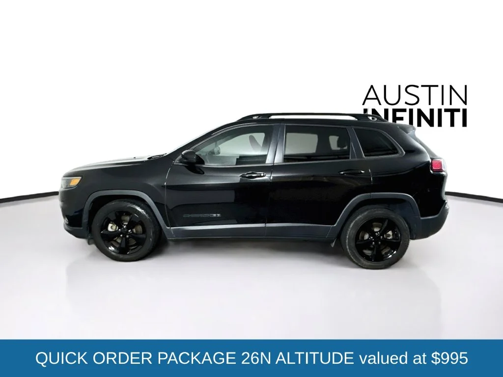 Used 2019 Black Jeep Latitude Plus image 4