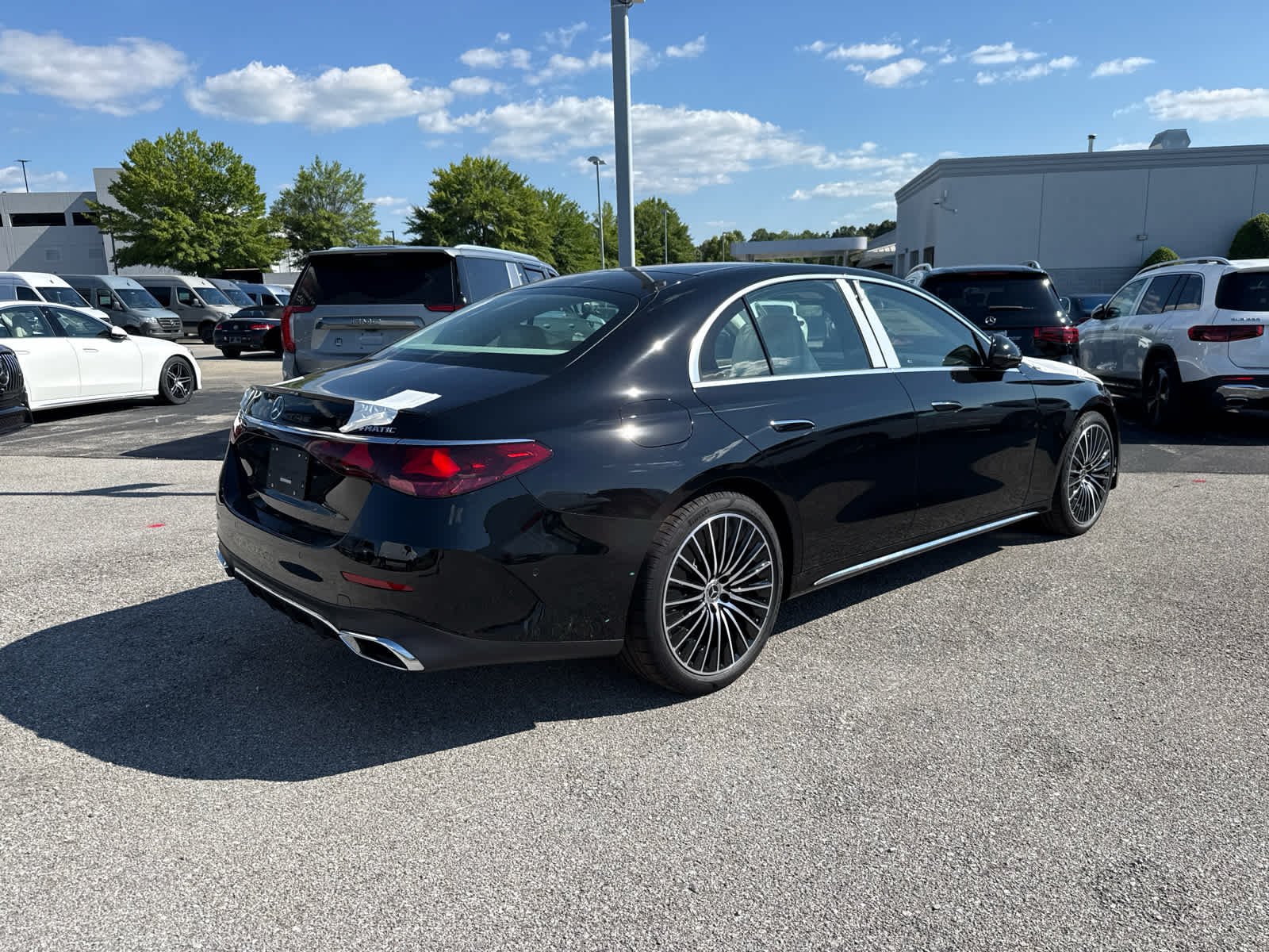 New 2027 Black Mercedes-Benz E 350 image 4