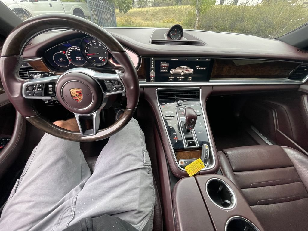 Used 2018 Silver Porsche 4S image 4
