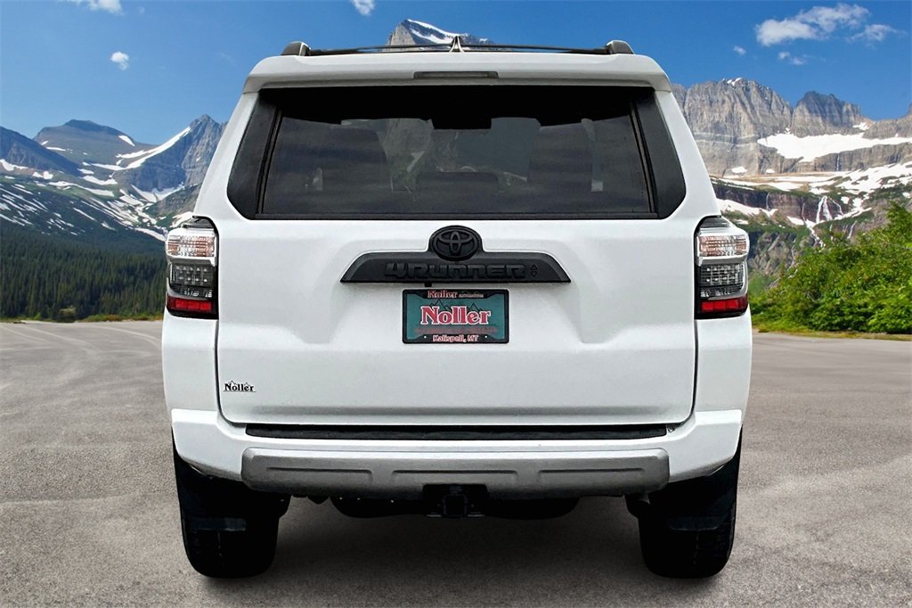 2022 Toyota 4Runner TRD Off-Road Premium photo 4